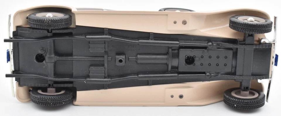 Universal Hobbies Models 1/43 Hispano Suiza James Bond 007 Moonraker. unboxed - Image 4 of 4