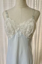 Vintage Wonder Maid Molded Magic Blue Nightgown Chemise Lace Trim 34 Style 2990