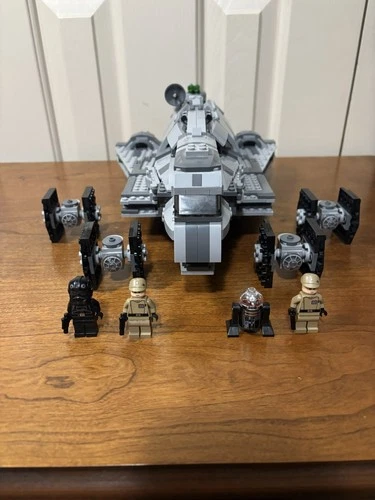 LEGO Star Wars: Imperial Assault Carrier (75106) +box/manual - read description