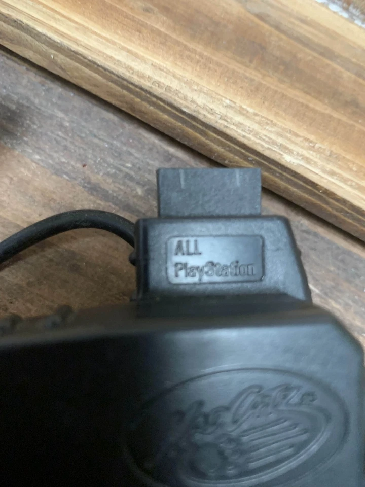 MadCatz Auto RF Switch Model #6004 For PlayStation Nintendo 64 Sega Dreamcast - Image 3 of 4