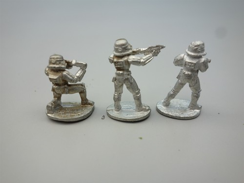Star Wars Miniatures: West End Games Metal Stormtroopers - Picture 6 of 6