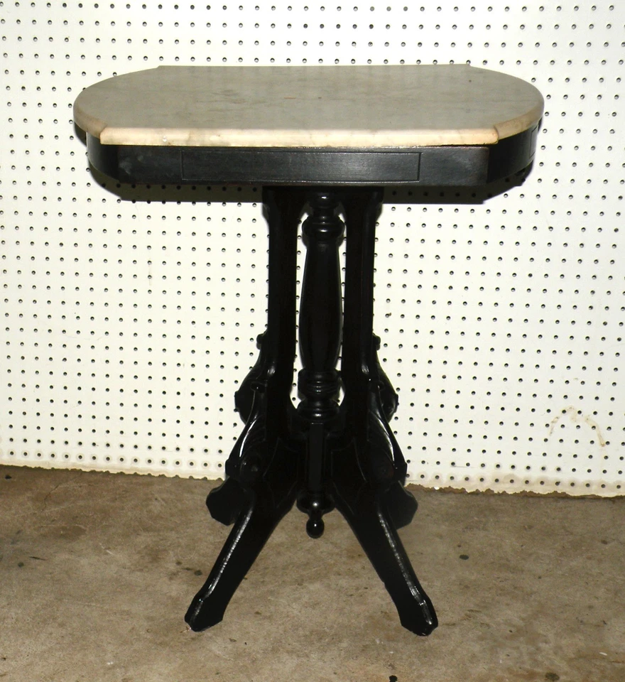 Стол с мраморным верхом - Изображение 2 из 4