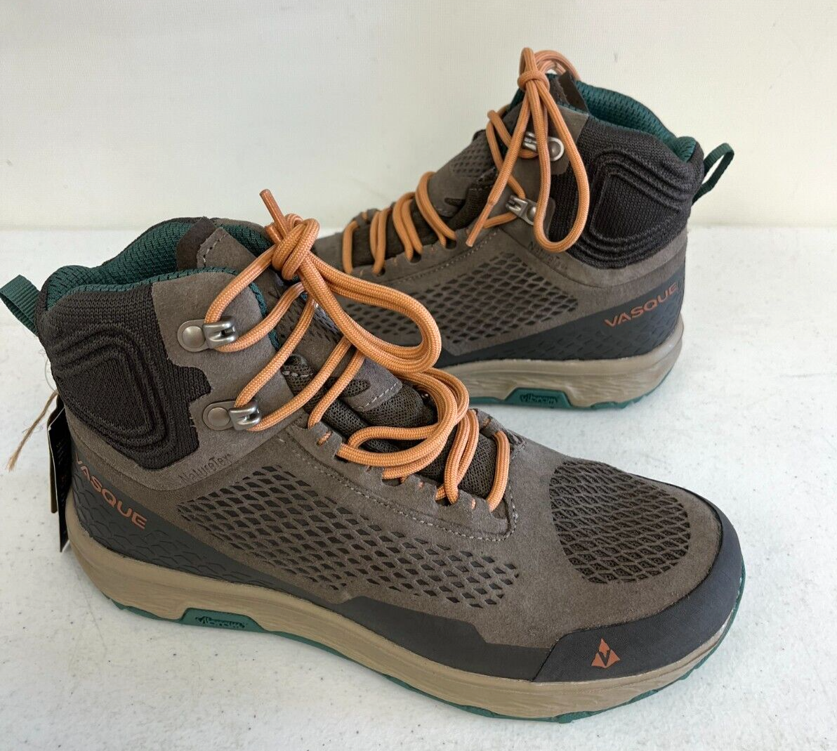 $180 Vasque Breeze LT NTX Hiking Shoes NIB Size