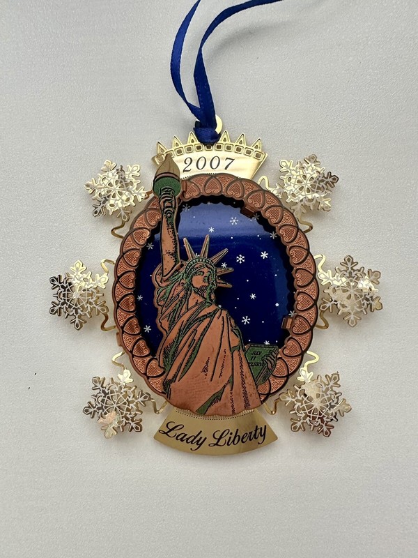 5th Annual Ltd Ed. 2007 Statue of Liberty Ellis Island Collectible Ornament NIB