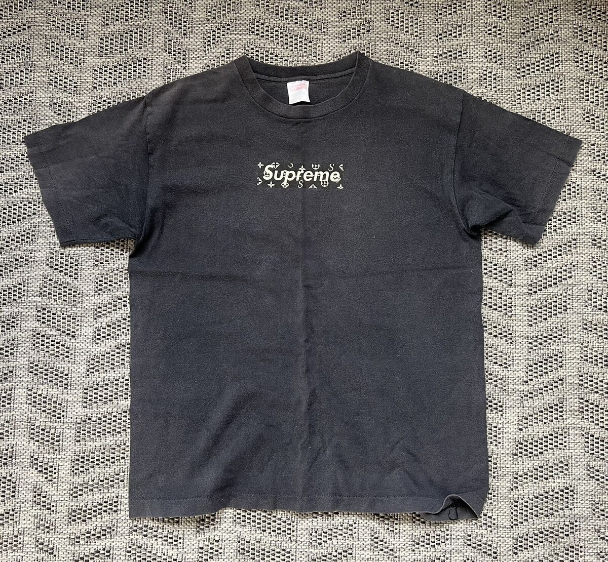Supreme Black LV Louis Vuitton Box Tee 2000 Era | eBay Supreme Black LV Louis Vuitton Box Tee 2000 Era | eBay