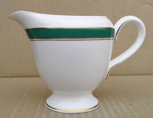 ROYAL WORCESTER - HOWARD (GREEN) - PART COFFEE SET SELECTION. - Picture 24 of 31
