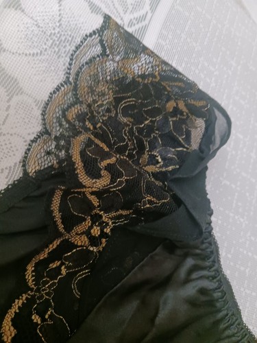 Mutandine bikini vintage Victorias Secret in seta con orlo in pizzo, nero M - Foto 2 di 4