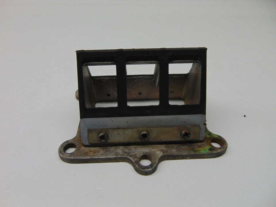 1981 80-83 Honda CR450R CR 450R CR250R Intake Reed Cage No Reeds - Изображение 4 из 4