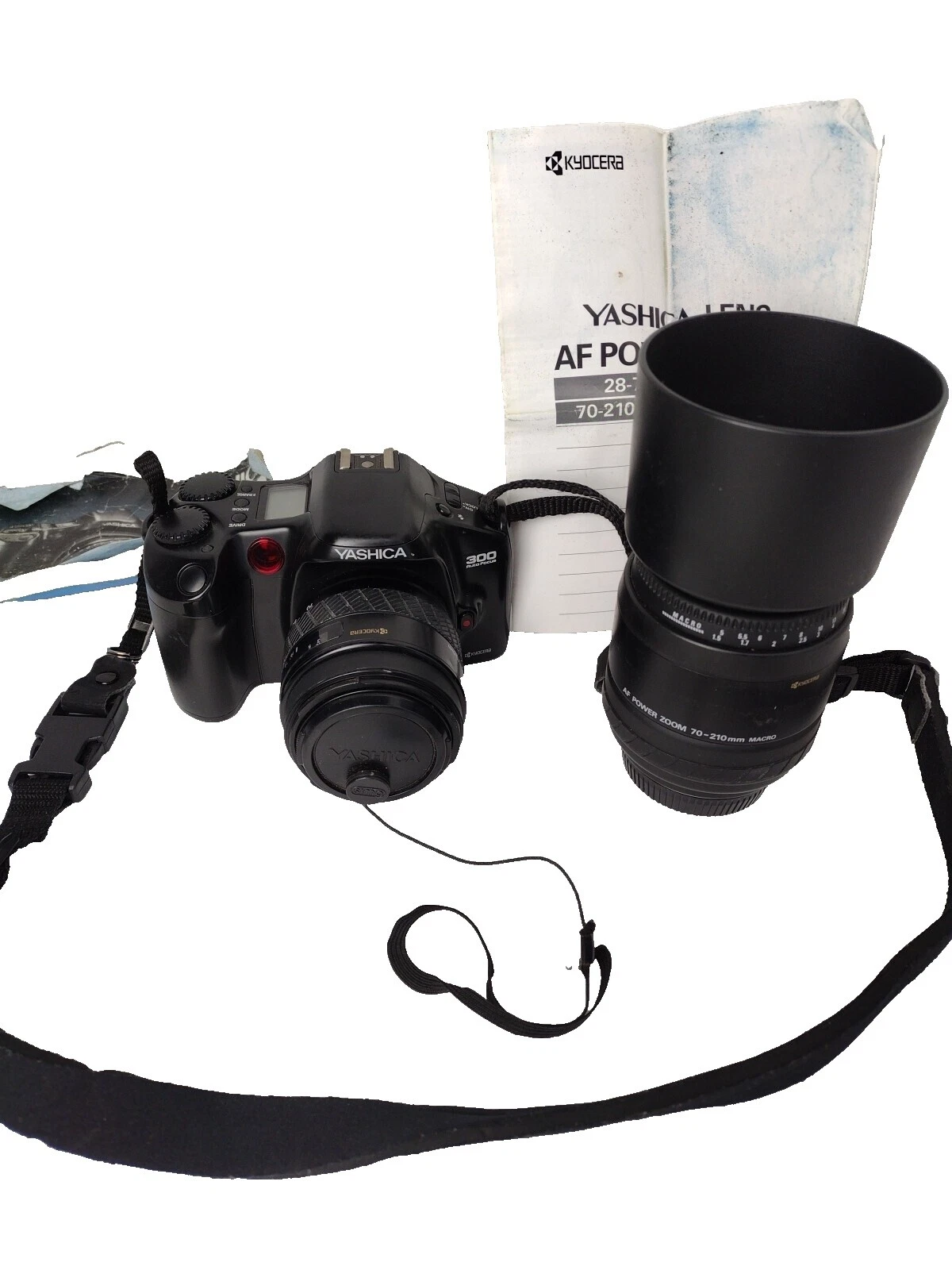 Пленочные фотоаппараты Yashica SLR со встроенной вспышкой