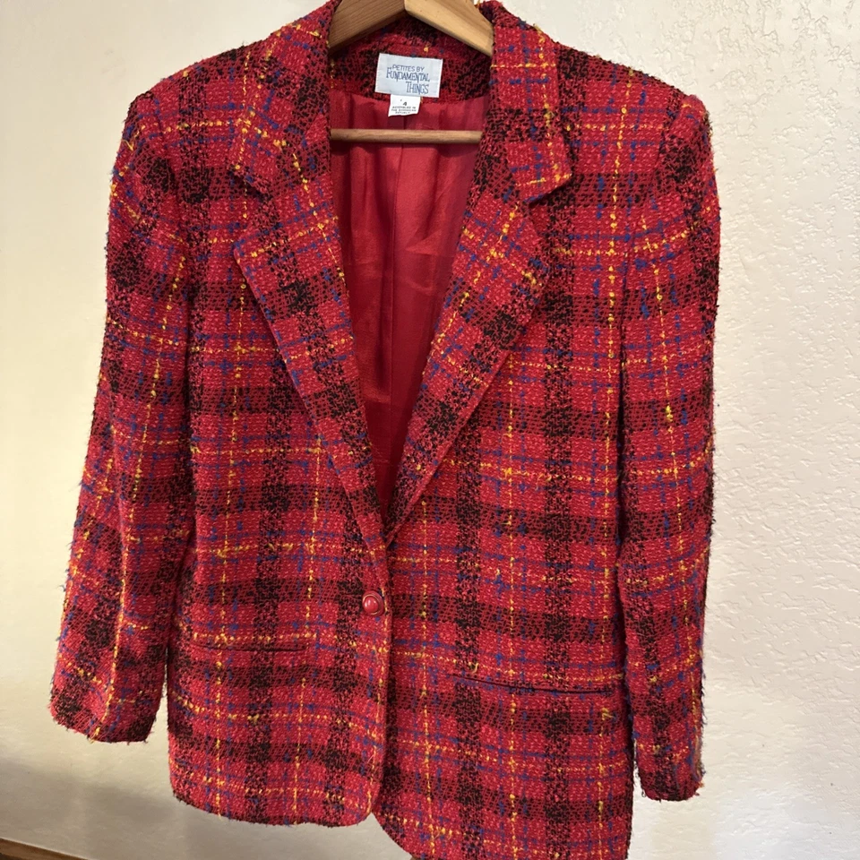 Blazer vintage de alpaca a cuadros rojos talla 4 de Fundamental Things. Foto 2 de 4