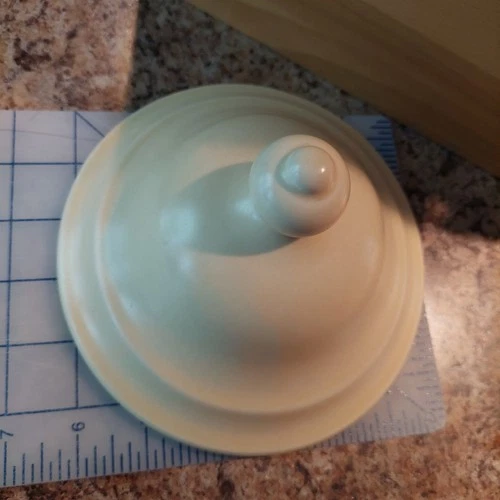 Pfaltzgraff Village Cookie jar lid 502 only For 507 Canister.