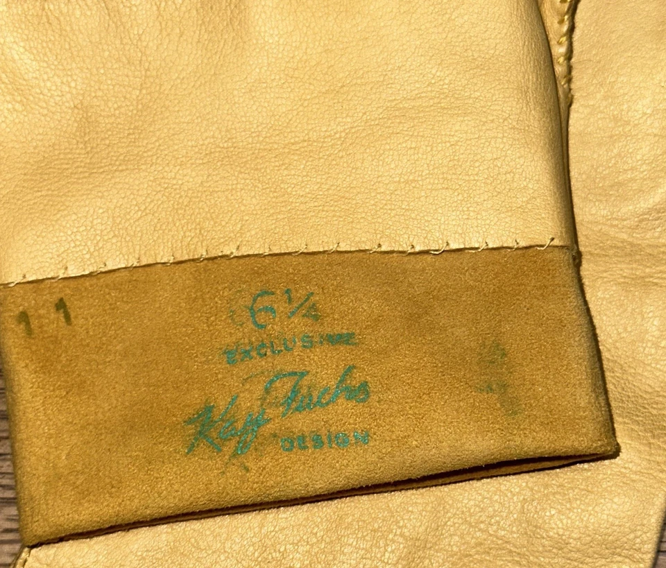Guantes largos de ópera vintage de cuero amarillo para niños con diseño Kay Fuchs de los años 50 6 1/4 Foto 2 de 4