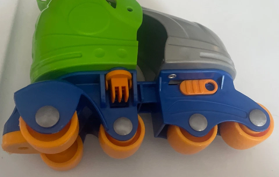 Fisher Price Grow With Me 1 2 3 Patines en Línea Edades 2-5 Ajustables Foto 4 de 4