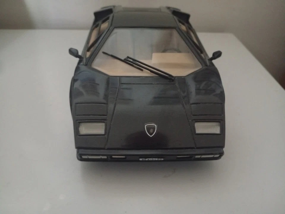 Lamborghini Countach Polistil 1/18 - Immagine 2 di 4