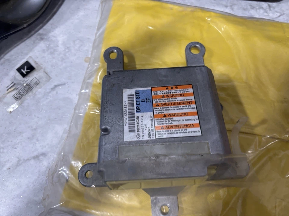 Módulo de control Subaru Legacy SRS Air Bag 2008 Foto 2 de 2