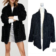 Aritzia Wilfred Free Plush Jacket in Black Womens XXS Long Sleeve Fuzzy Faux Fur