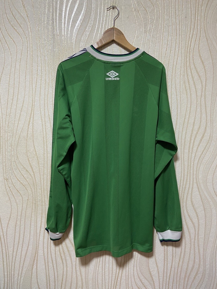 2000s UMBRO FOOTBALL SHIRT SOCCER JERSEY LONG SLEEVE sz XL 2000s UMBRO FOOTBALL SHIRT SOCCER JERSEY LONG SLEEVE sz XL