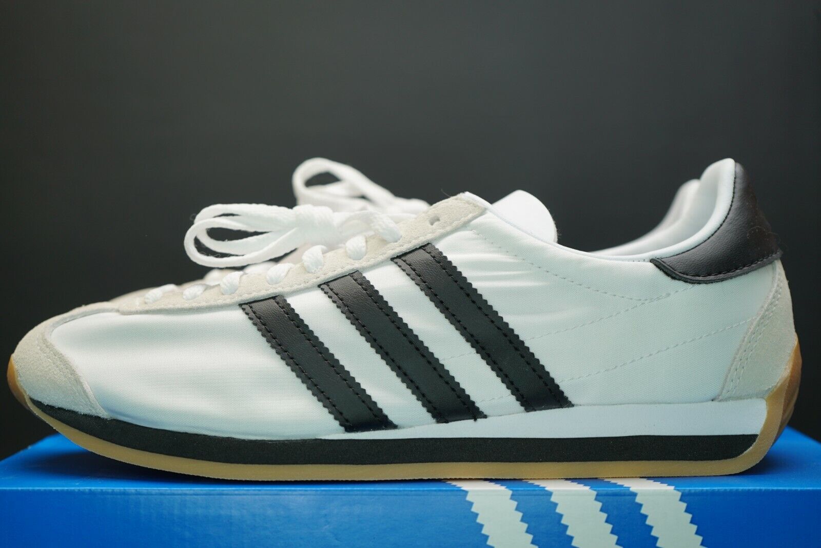 Adidas Country Og Shoes Fv1219 Cloud White Gum Various Sizes Ds Runners Ebay Adidas Country Og Shoes Fv1219 Cloud White Gum Various Sizes Ds Runners Ebay