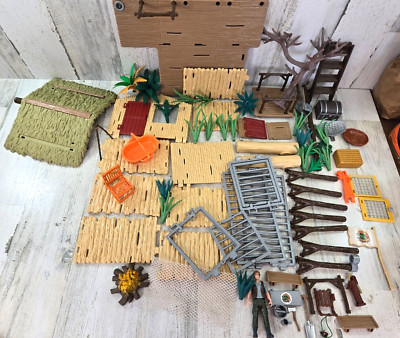 Schleich Croco Watering Hole Replacement Parts 75 Pieces Incomplete