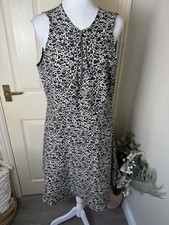 Cassis Noir & Ecru Abstract Print A-Line Zip Dress size 18 BNWT