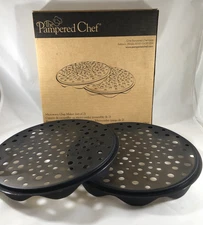 Pampered Chef Black Silicone Microwave  Chip Maker Set of 2 #1241 