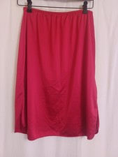 Wonder Maid Non-Cling Burgundy Shiny 2 Splits Nylon Half Slip Womens Med EUC