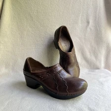 Dansko Hailey Clogs Brown Leather Stud Women's Size 42 US 11.5/12