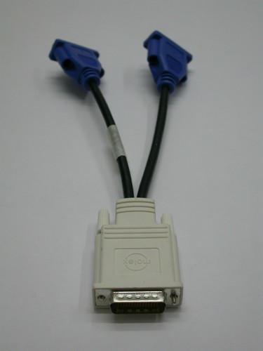 molex Dual DVI Y- Kabel Splitter von DMS-59 auf 2 x VGA - 第 1/1 張圖片