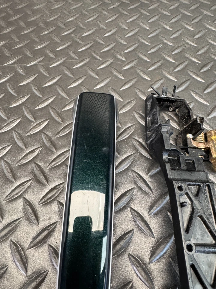 2001 - 2003 雷克萨斯 LS430 原始设备制造商前驱动门外把手颜色 6S6 — 第 3/4 张图片