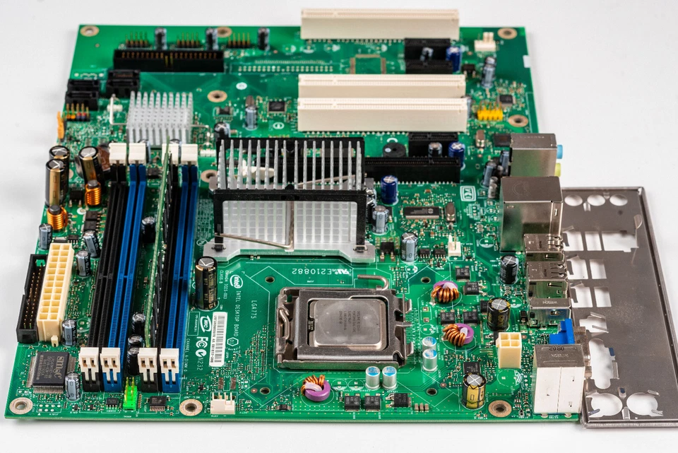 Placa madre retro para juegos Windows XP ATX Intel Core 2 DDR2 con disco de controlador CD Foto 4 de 4