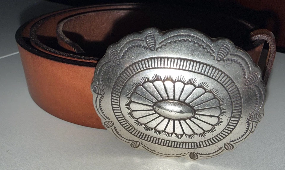 Cinturón LRL Lauren Ralph Lauren Western Concho Hebilla Cuero Marrón Talla 36 Southwe Foto 3 de 4