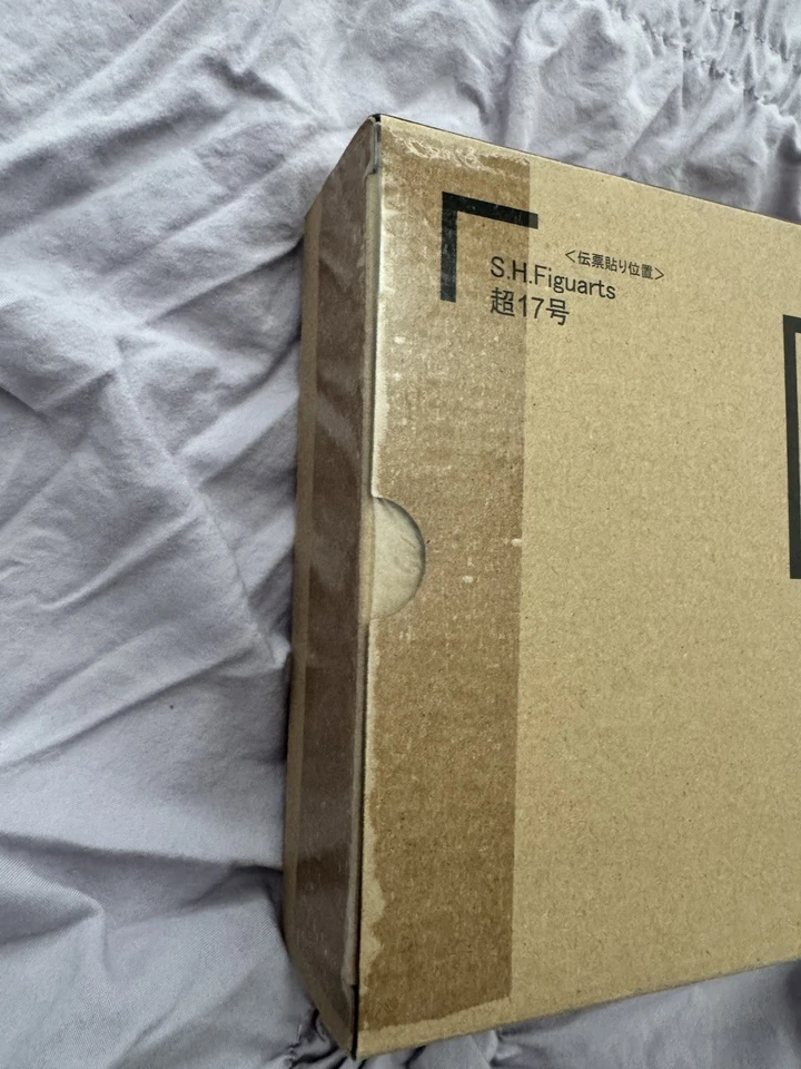 万代 S.H.Figuarts 龙珠 GT 超级 Android 17 — 第 2/3 张图片