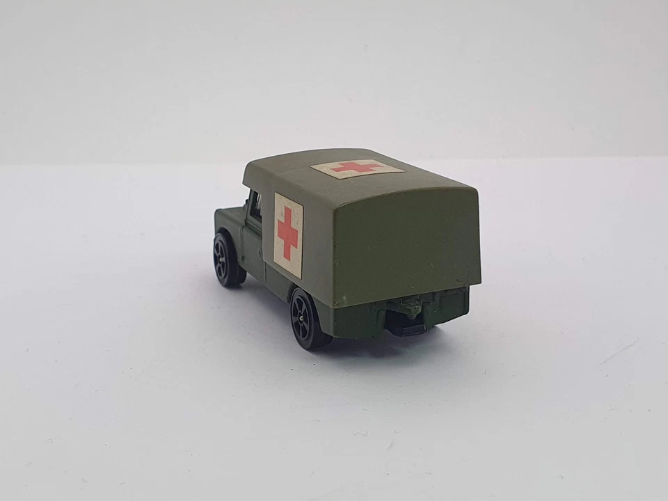 Land Rover 109 Pickup Ambulance Corgi Junior 1/60 - Immagine 2 di 4