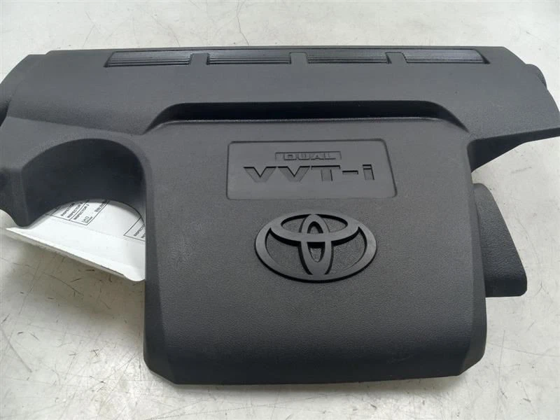 Toyota Camry LE 2014 2,5 L VVT-I cubierta del motor  Foto 2 de 4