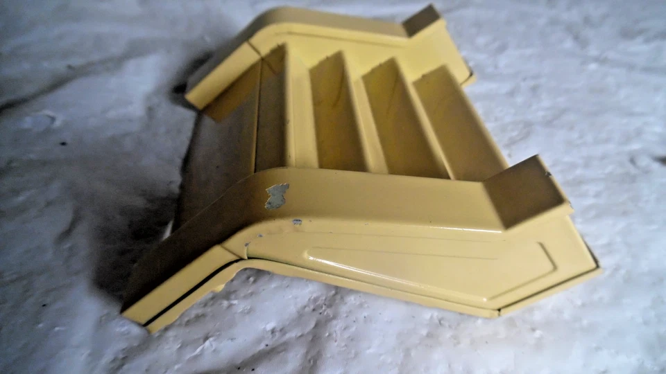 Estação de energia MTH 840 degraus de metal usados excelente estado - Imagem 2 de 4