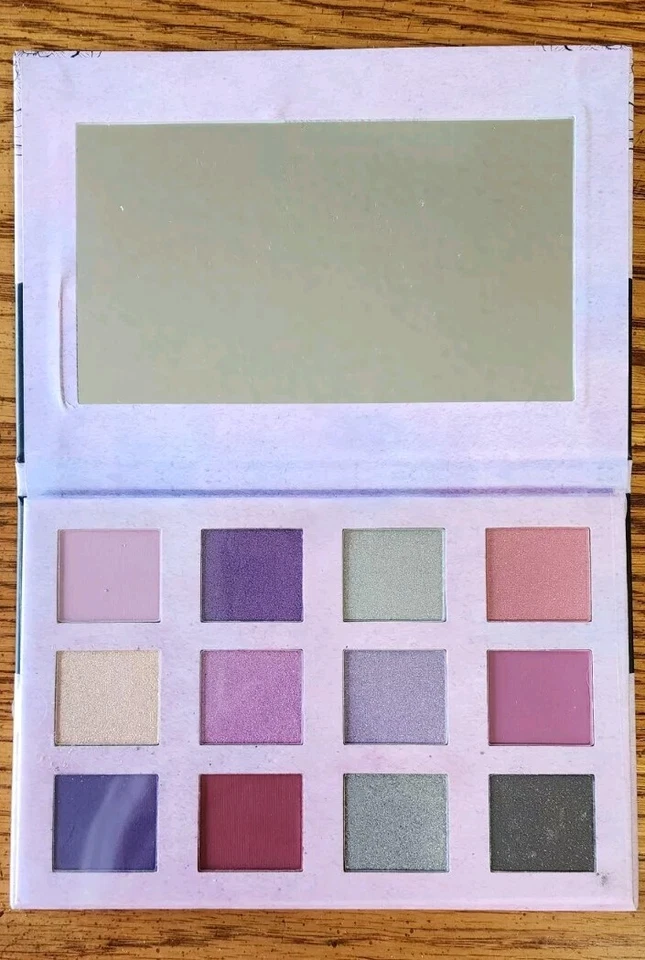 Paleta de sombras de ojos Bad Luck Ouija Board 12 colores tonos EE. UU. Nueva Foto 3 de 4