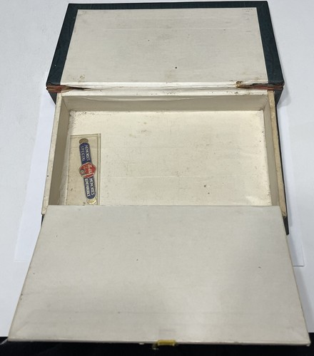 1939 Feria Mundial de Nueva York Florida Exposición Caja de cigarros oculta Parece libro RARO - Imagen 3 de 15