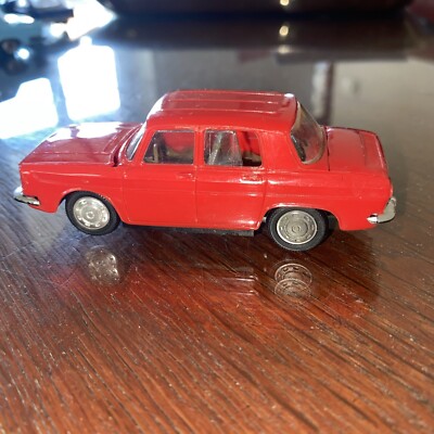 Norev - Rlt 10 rouge clair , réf. 9 , Vente aux enchères : Jouets