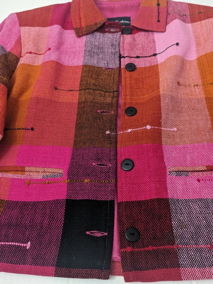 Casacos femininos Ana's Fashions rosa multicoloridos bordados artísticos tamanho M - Imagem 2 de 4