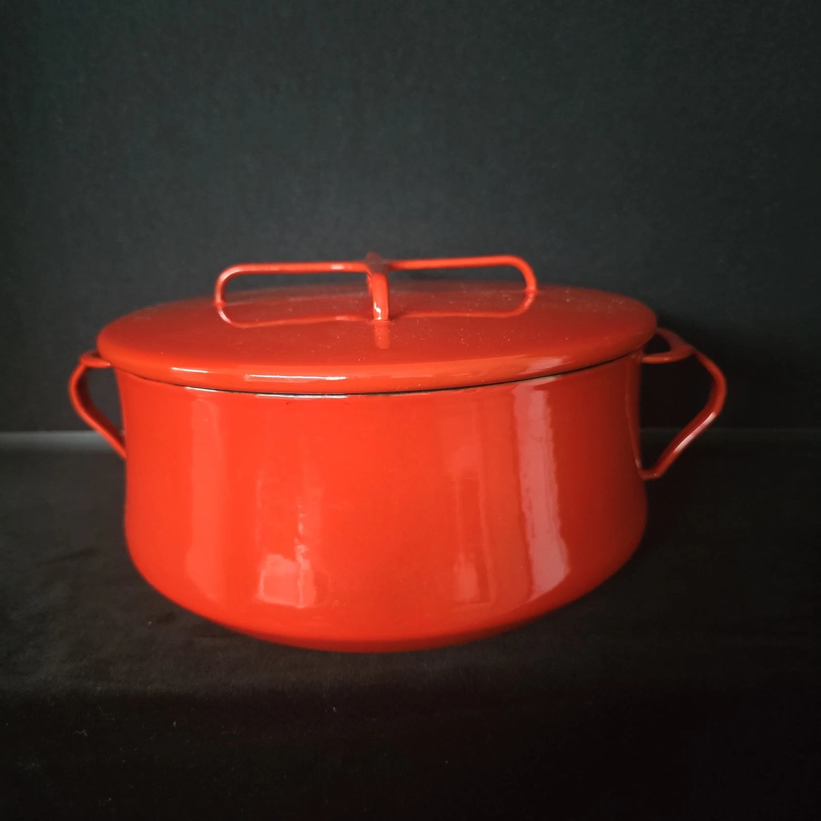 DANSK Kobenstyle RED Stockpot Large 9" Diam 4" Deep Denmark IHQ 4 Quart
Opens in a new window or tab