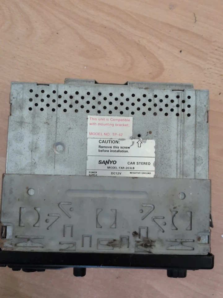 SANYO MODELO FXR-203LB/AUTORADIO VINTAGE No Probado Devoluciones Aceptadas Foto 3 de 4