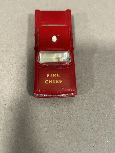 Matchbox Lesney Ford Fairlane Fire Chief's Car No. 59 Issued 1963