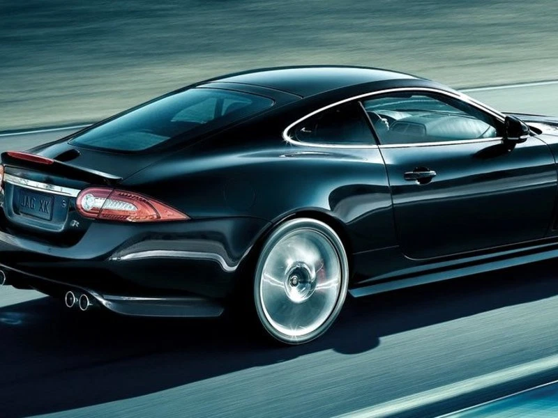 ANTENA FICTICIA AÉREA ESTILO TIBURÓN JAGUAR NEGRA ABS Foto 3 de 3