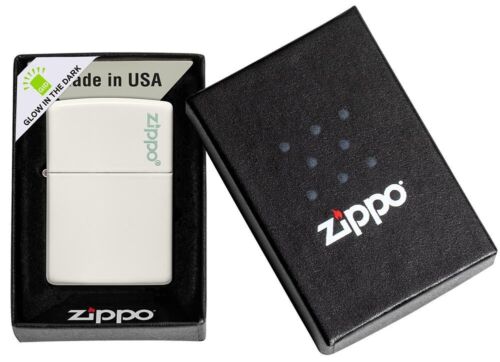 Zippo 49193ZL, Classic Glow In the Dark With Zippo Logo, Full Size Lighter - Picture 4 of 4