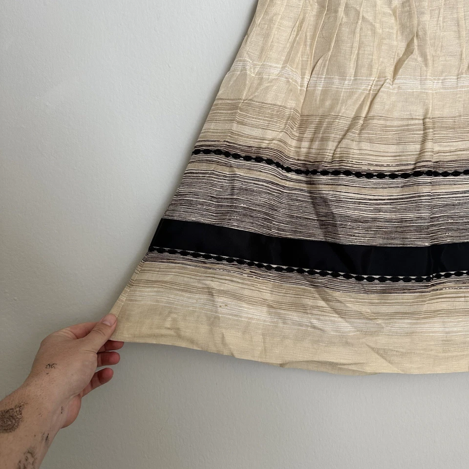 Falda Alfani para mujer 8P Petite negra a rayas acampanada midi cremallera seda mezcla de lino Foto 3 de 4