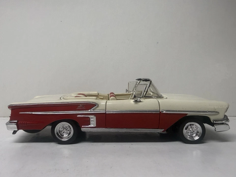 Coche clásico Chevy Impala 1958 1/24 multicolor hierro fundido modelo DP8018-21 Foto 3 de 4