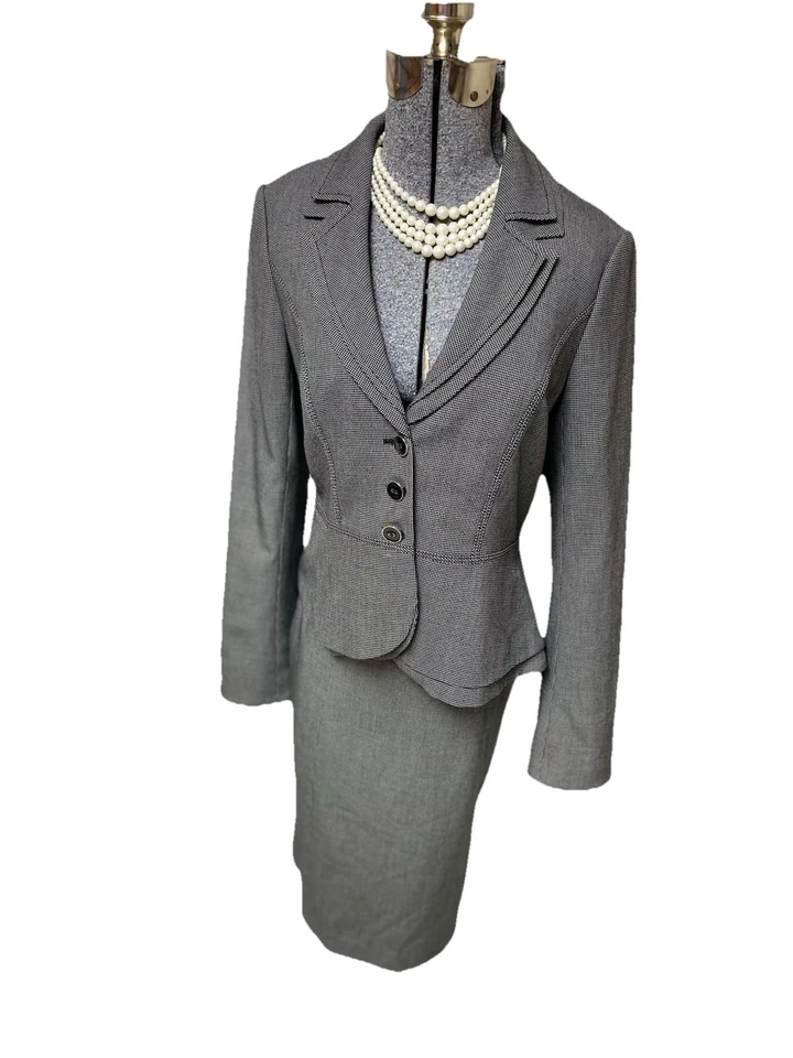 Traje Falda Mercado Negro Casa Blanca Talla 8 Se Ajusta Como 6 Conjunto de Dos Piezas WHBM Exec Foto 3 de 4