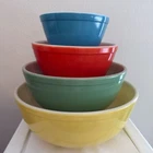 Retro Vintage 1940's Pyrex Primary Colors Mixing Bowl Set Of 4 Nesting Bowls