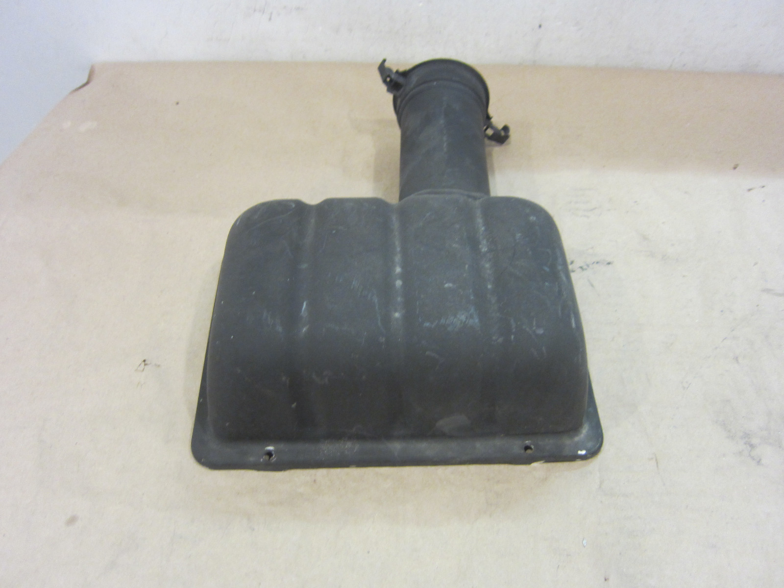 Ferrari 360 - RH Air Box Filter Cover  - P/N 175043