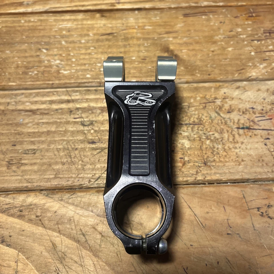 Renthal Apex Stem -   31.8, 90Mm, 1 1/8, 6 Degree Rise - Image 3 of 4